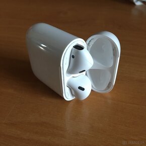 Apple AirPods 2. Generácia - 2