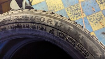 Zimne pneu HROTY  225/50 R17 - 2