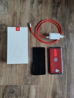 Oneplus 6 Midnight black 8/256 s príslušenstvom - 2