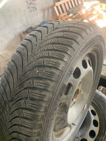 Zimne pneu 205/55 R16 HANKOOK - 2