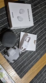 Samsung Galaxy BUDS FE - 2