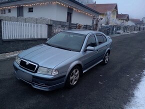 Škoda Octavia - 2