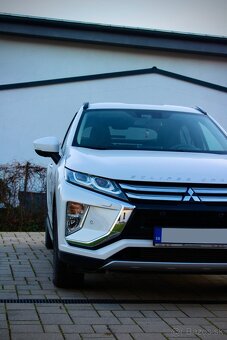 MITSUBISHI ECLIPSE CROSS - 2