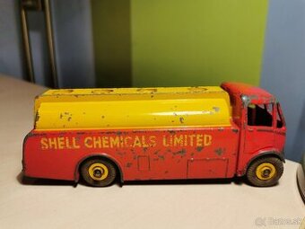 Dinky toys Cisterna AEC Monarch Shell - 2