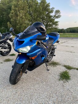 Kawasaki ninja zx6r 636 - 2