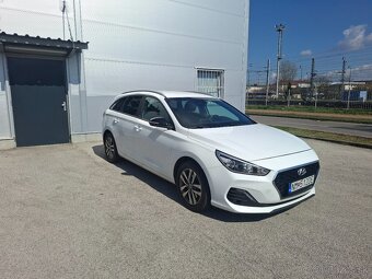 Hyundai i30 1.0Tgdi Combi GO - 2