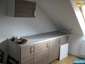 Na prenájom zariadený 3 izbový byt v Rd 580,- Eur - 2