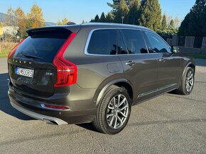 Volvo XC90 - 2