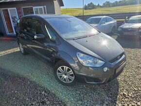 Ford S-Max 2.0 TDCi 103KW 7 Miestne - 2