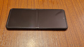 Samsung Galaxy Z Flip 3 5G - 2