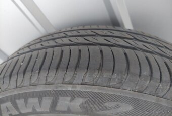 Predám 4x plechove 14" disky Toyota Yaris + letné pneu - 2