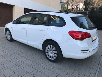 Opel Astra ST Combi 1.6 CDTI 110k Enjoy - 2