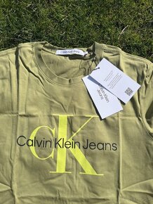 Tričko Calvin Klein - 2
