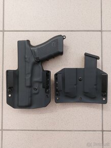 Kydex Glock 17 + zásobníky - 2
