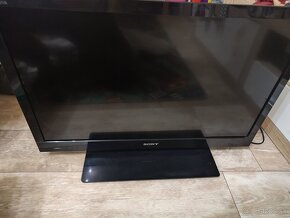 Predám LCD LED televízor Sony Bravia 81 cm - 2