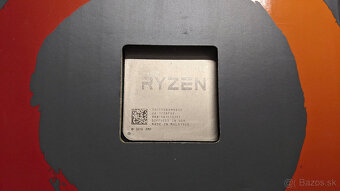 AMD Ryzen 7 1700 s chladičom - 2