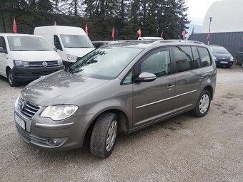 Volkswagen Touran 2.0 TDI 170k Highline DSG - 2