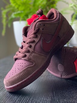 NIKE SB CITY OF LOVE - 2