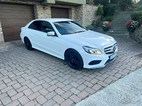 Mercedes-Benz E 350 Bluetec 4matic - 2