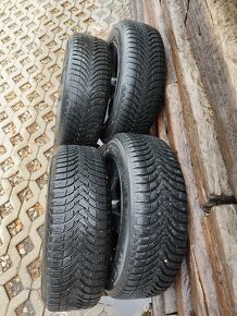 Zimna Alu sada 205/60 R16 92H - 2