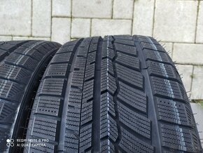 zimne pneu 235/45 R18 - 2