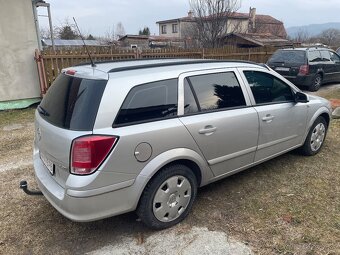 Opel Astra H caravan - 2