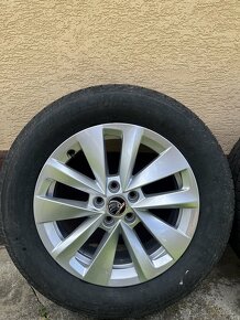 Hliníkové disky s pneumatikami BRIDGESTONE 205/60R16 - 2