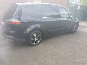 Ford  s max - 2