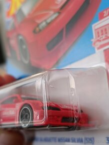 Hotwheels Nissan Silvia S15 Liberty Walk Red Edition - 2