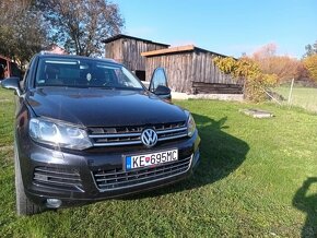 Volkswagen Touareg - 2