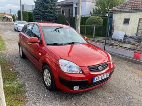 KIA Rio 1.4i 71.3kW Benzín - 2