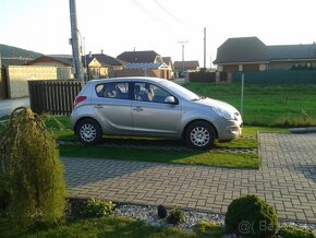 Hyundai i20 1,2i 78k, 1.majiteľ, kúpené v SR - 2