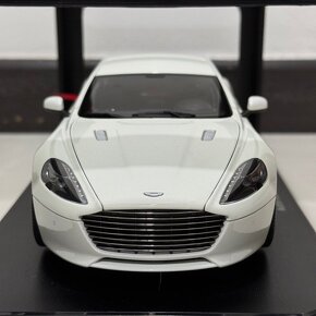 1:18 AutoArt Aston Martin Rapide S - 2