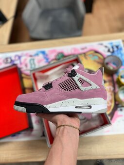 Jordan 4 Retro “Orchid” - 2