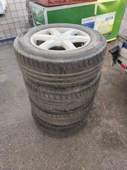 VW TOUREG Dunlop 235/65 R17 letne - 2