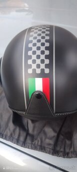 prilba benelli. - 2