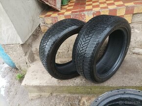 Predám zimné pneumatiky 2ks 215/50r17 - 2