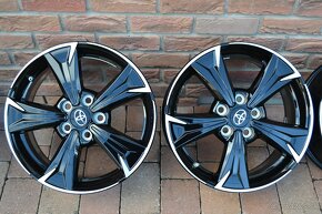 5x114,3 R17 Hlinikove disky Original Toyota C-HR - 2