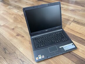 Acer Travelmate 5520 - hdd 250gb, 3gb ram, amd turion - 2