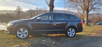 Škoda Octavia SCOUT 1.8 DSG 4x4 132 kW - 2