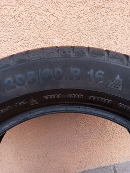 Zimne pneu 205/60 r16 - 2