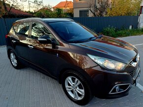 Hyundai Ix35 4WD  2.0 CRDi 100KW - 2