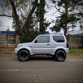 Suzuki Jimny 1.3i 4x4 Facelift - 2