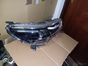 Predam na Toyota HILLUX, Pravý LED, 1EJ923363040B - 2