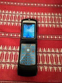 Motorola RAZR V3 - 2