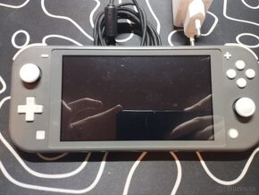 Nintendo Switch Lite (šedé) na predaj - 2