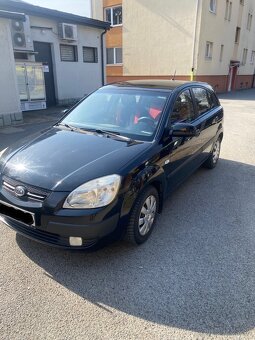 Kia Rio 1.4 16V - 2