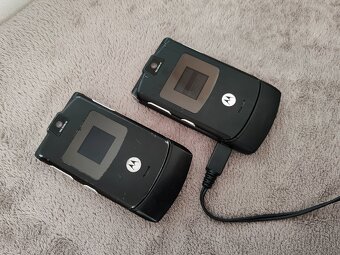 Motorola V3 - RETRO - 2