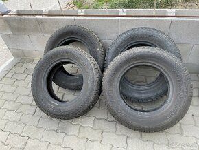 Yokohama Geolandar A/T-S 205/80 R16 - 2