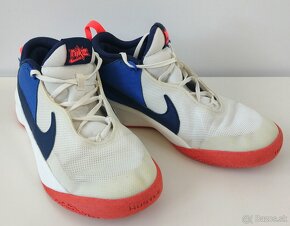 tenisky Nike TEAM HUSTLE D 10 GS - 2